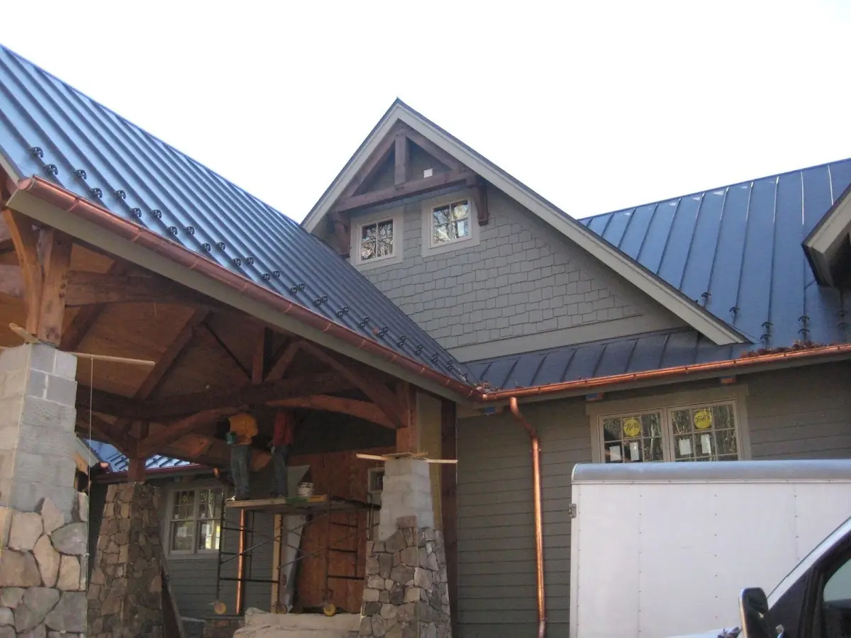 Craftsman Roofing team delivering quality roofing work in Shamrock
